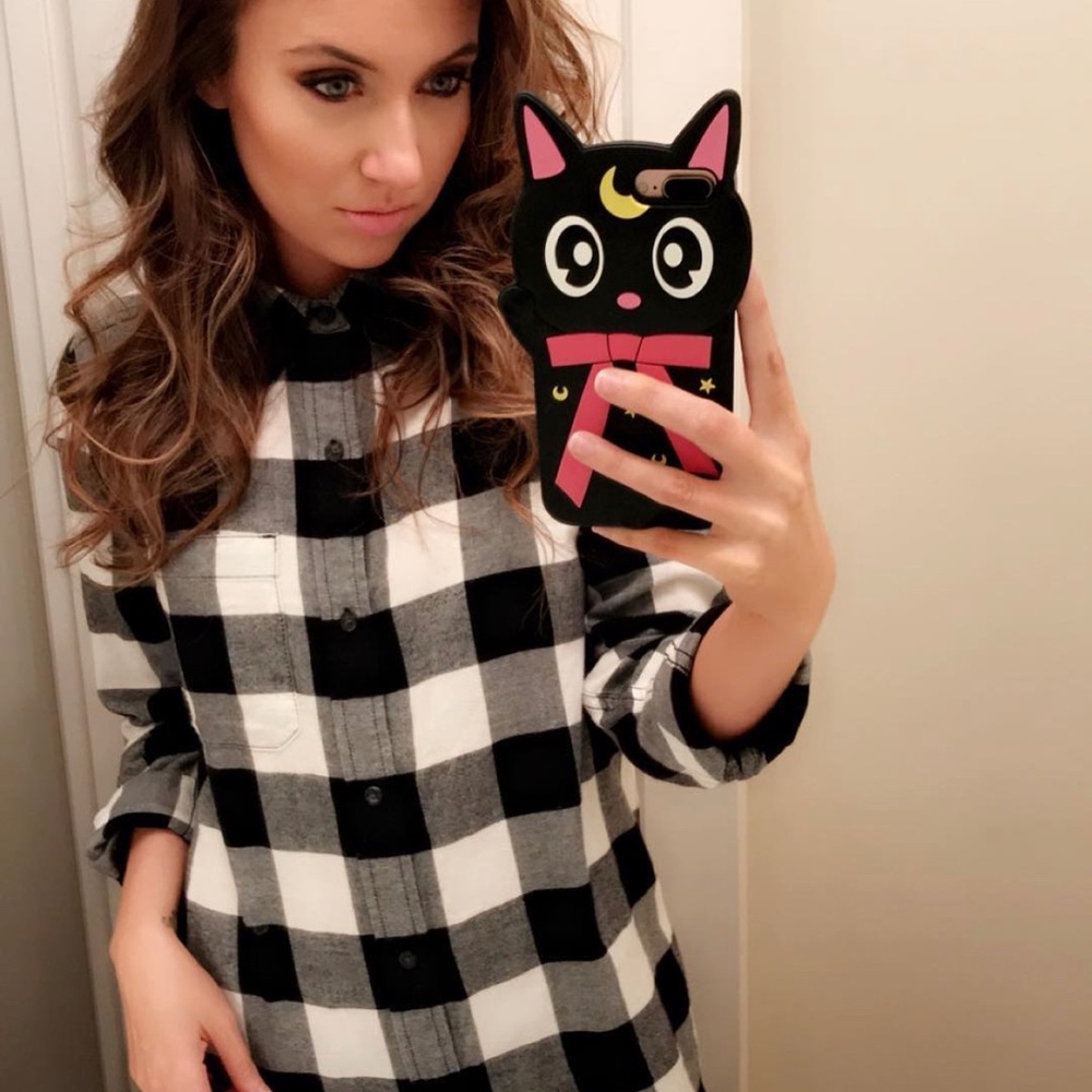 Aritzia Black and White Flannel